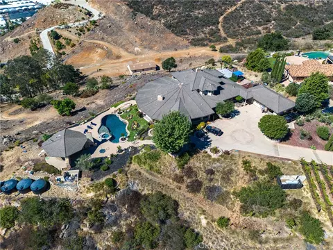 2284 Sunshine Mountain Rd, San Marcos, CA 92069