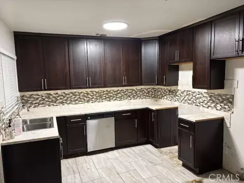 2425 Hubert, Bakersfield, CA 93312