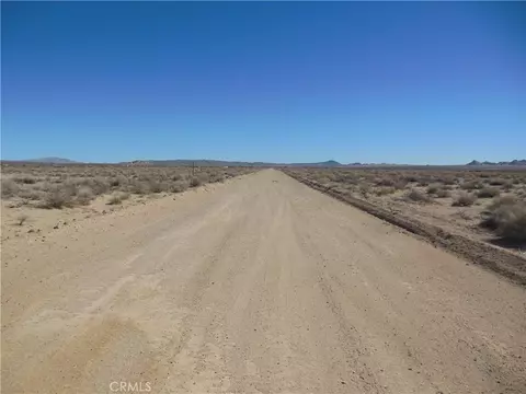 101 Smoke Bush Rd, Lucerne Valley, CA 92356