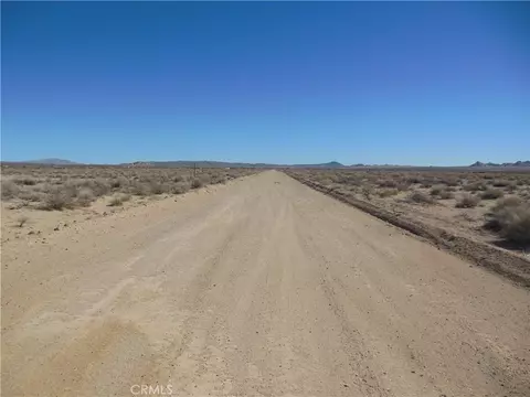 105 Smoke Bush Rd, Lucerne Valley, CA 92356