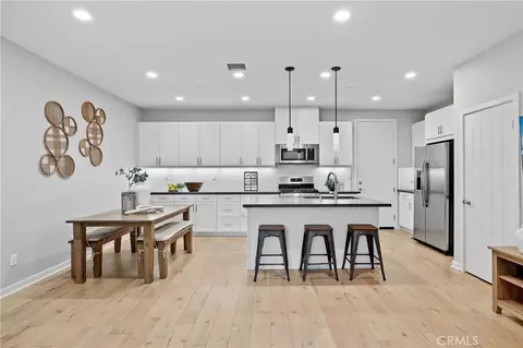 39 Savannah, Lake Forest, CA 92630