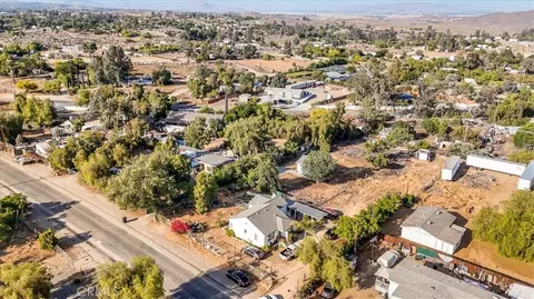 27068 Jarvis St, Perris, CA 92570