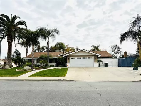 7201 Snowmass Ln, Bakersfield, CA 93309