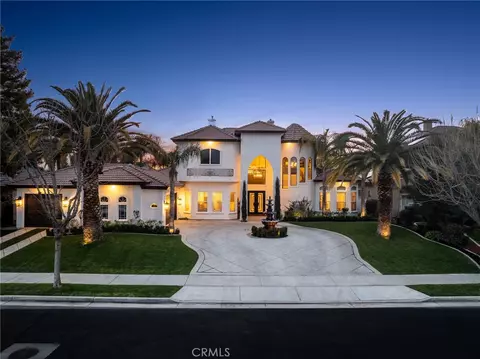 1707 Grimshaw St, Bakersfield, CA 93311