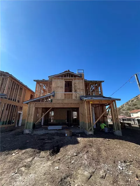 407 Fraser Pt, Camarillo, CA 93012