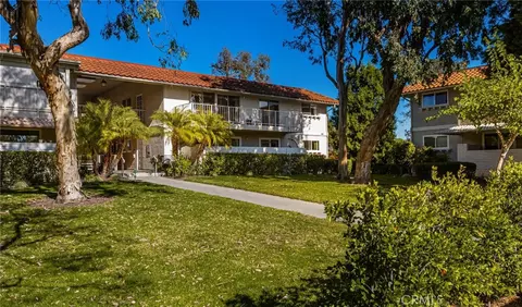 660 Avenida Sevilla #P, Laguna Woods, CA 92637