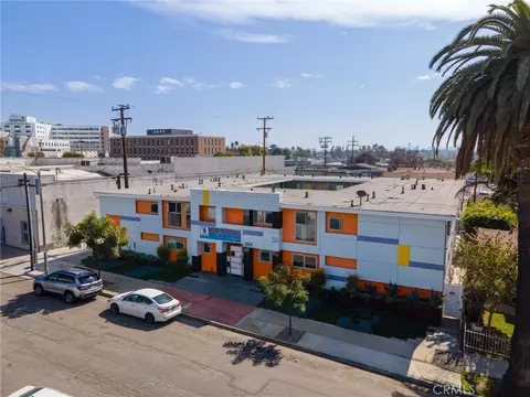 210 E 29th St, Long Beach, CA 90806