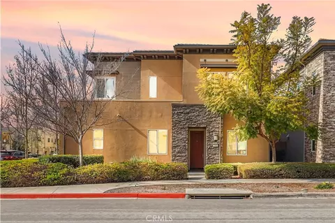 215 Cultivate, Irvine, CA 92618