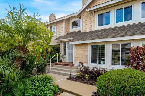 2243 Pacific Ave #A106, Costa Mesa, CA 92627