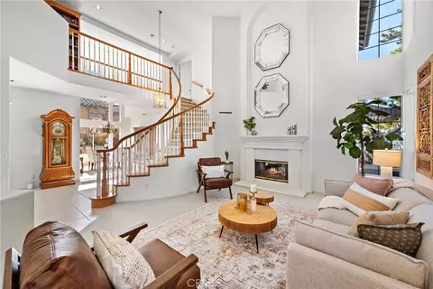 1775 Blackbird Cir, Carlsbad, CA 92011