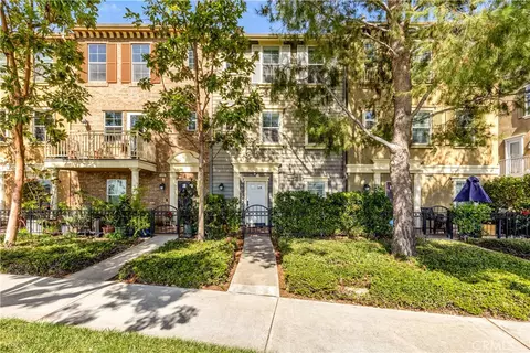 1464 Valencia Ave, Tustin, CA 92782