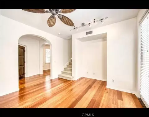 132 White Flower, Irvine, CA 92603