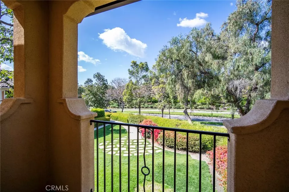 Exterior - 16 Aryshire Ln, Ladera Ranch, CA 92694 photo 5 of 11