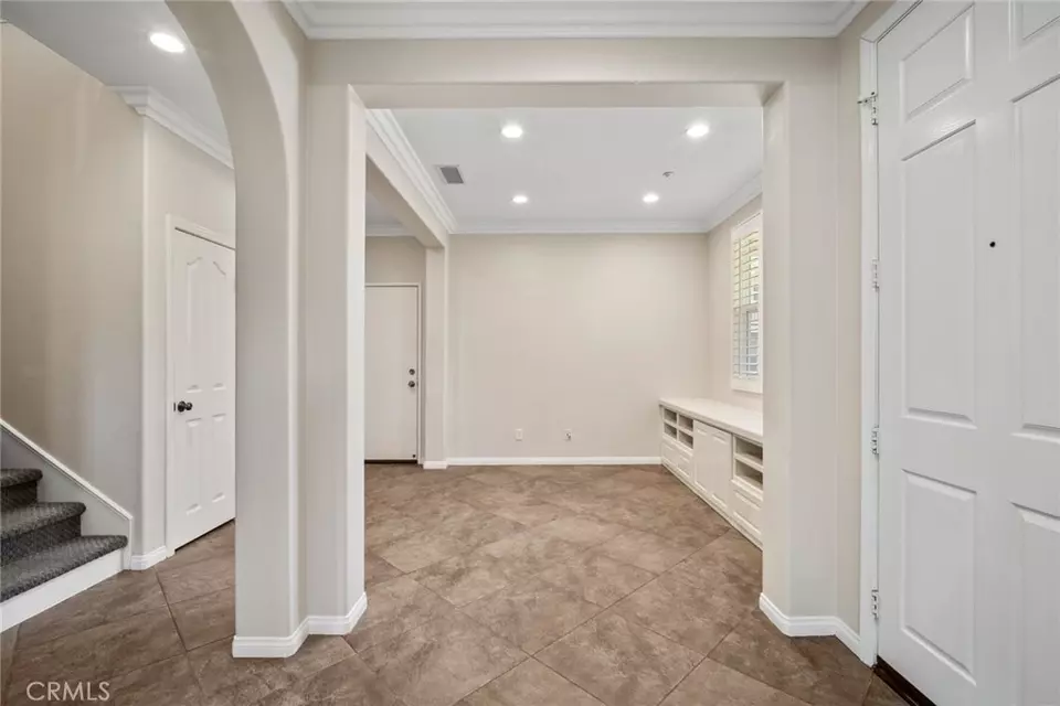 Entry Way - 16 Aryshire Ln, Ladera Ranch, CA 92694 photo 3 of 5