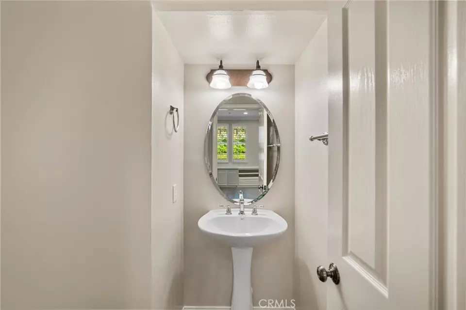 Bath - 16 Aryshire Ln, Ladera Ranch, CA 92694 photo 1 of 1