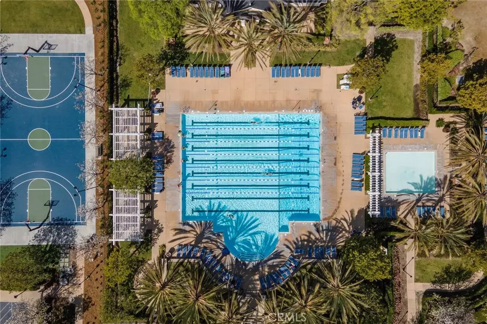 Exterior - 16 Aryshire Ln, Ladera Ranch, CA 92694 photo 9 of 11