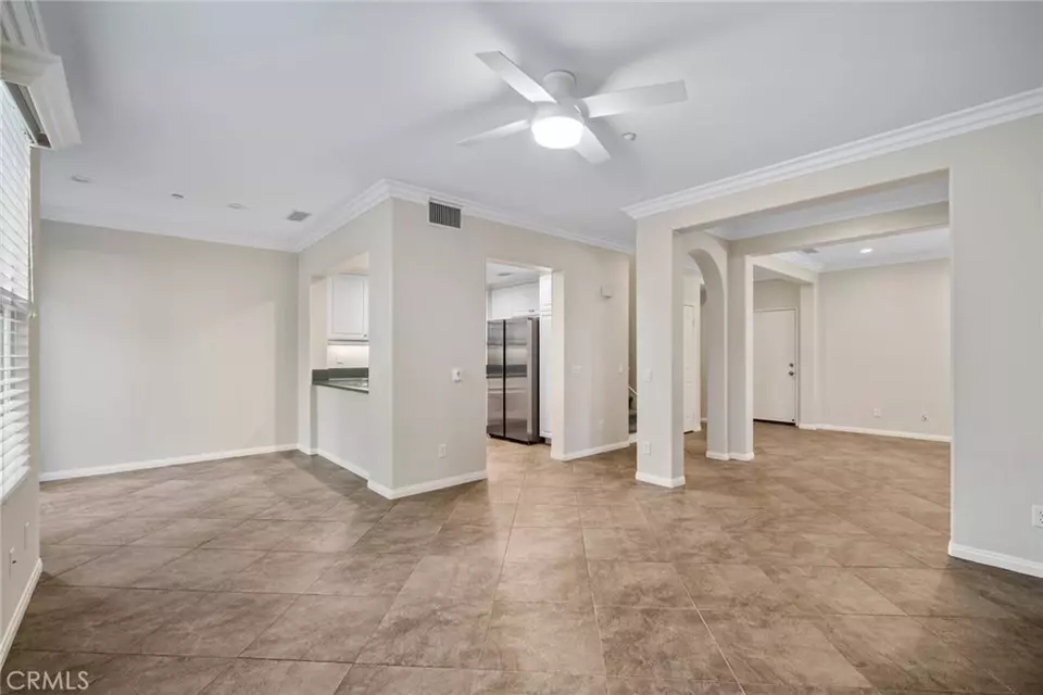 Living - 16 Aryshire Ln, Ladera Ranch, CA 92694 photo 4 of 5