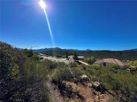 2005 Corte Asoleado, Alpine, CA 91901 photo 2