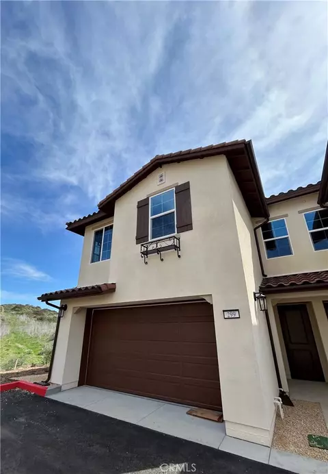 299 San Miguel Island Dr, Camarillo, CA 93012