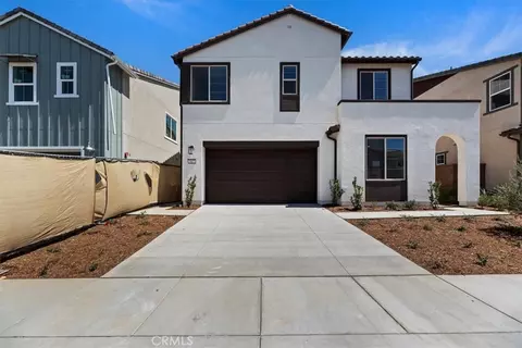 3817 Crossen Dr, Corona, CA 92883