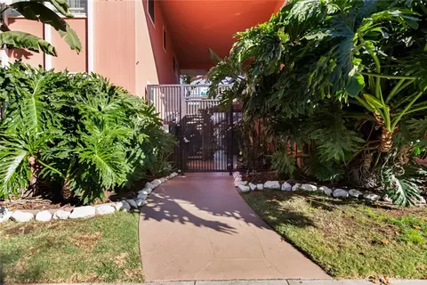1023 E 1st St #19, Long Beach, CA 90802 photo 2