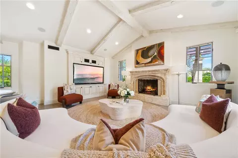 Living - 32 Golden Eagle, Irvine, CA 92603 photo 3 of 4