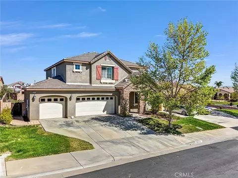 29254 Woodbridge St, Lake Elsinore, CA 92530