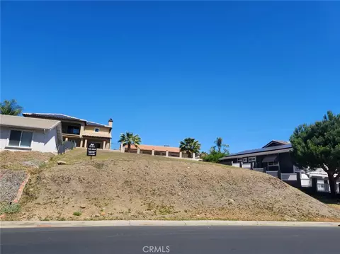 22720 Blue Teal, Canyon Lake, CA 92587
