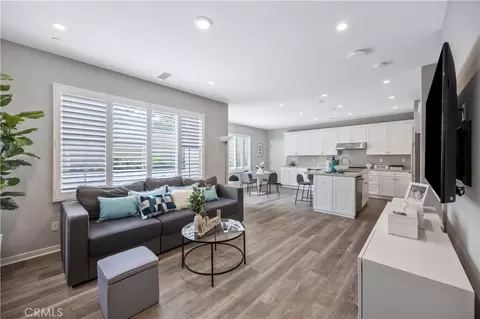 122 Messenger, Irvine, CA 92618