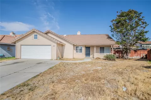 1014 Birch Ln, San Jacinto, CA 92582