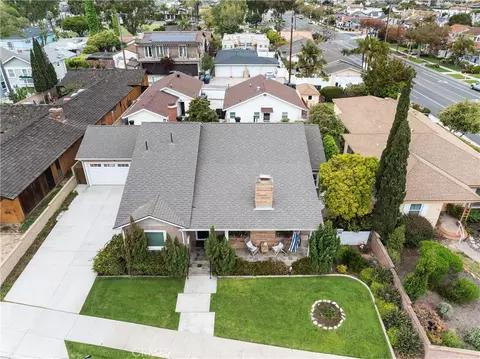 945 10th St, Huntington Beach, CA 92648