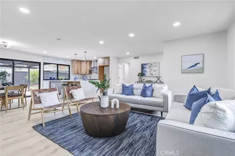 701 E 19th St, Santa Ana, CA 92706