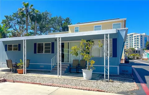 80 Huntington St #707, Huntington Beach, CA 92648