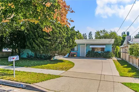 2234 Avalon St, Costa Mesa, CA 92627
