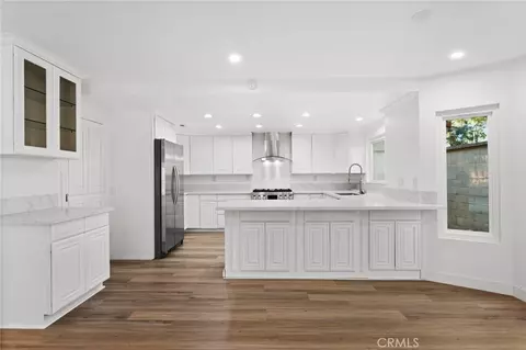 16 Encina, Irvine, CA 92620