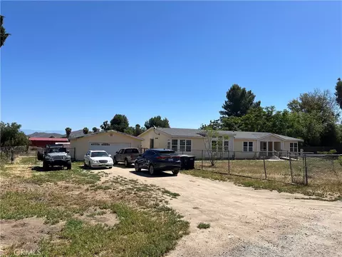 19120 Elena Dr, Lake Elsinore, CA 92530