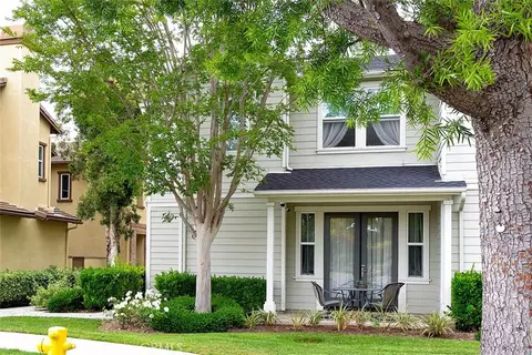 15561 Jasmine Pl, Tustin, CA 92782