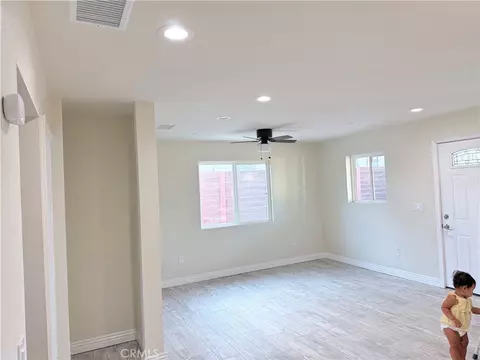 1727 W Santa Ana Blvd, Santa Ana, CA 92703