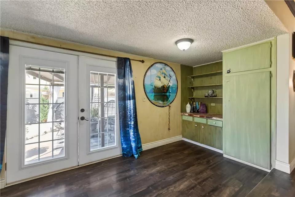 Entry Way - 7045 Varna Ave, North Hollywood, CA 91605 photo 1 of 1