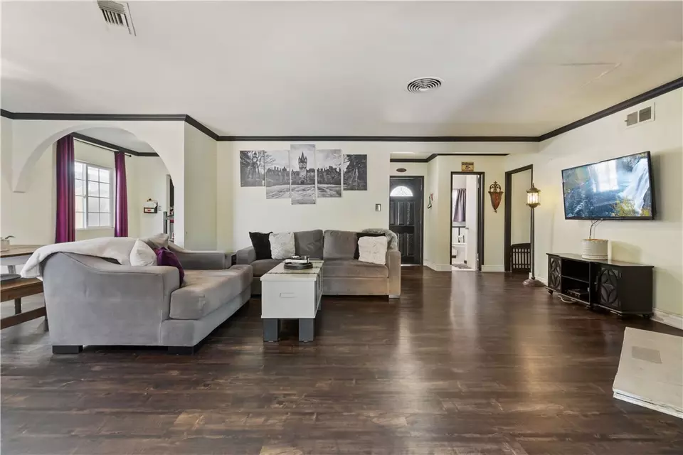 Living - 7045 Varna Ave, North Hollywood, CA 91605 photo 1 of 1
