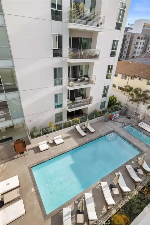 6735 Yucca St #404, Hollywood, CA 90028