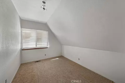 Bedroom - 10075 Monte Vista Rd, Phelan, CA 92371 photo 1 of 5