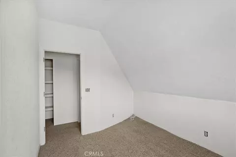 Bedroom - 10075 Monte Vista Rd, Phelan, CA 92371 photo 3 of 5