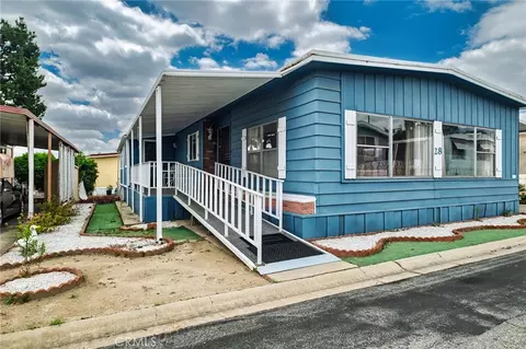 1035 E Huntington Dr #28, Monrovia, CA 91016