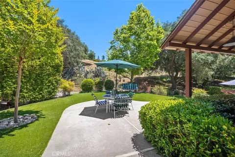23442 Via Codorniz, Coto De Caza, CA 92679