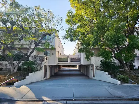 21409 Bloomfield Ave #C, Lakewood, CA 90715
