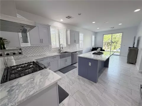 543 Garden Ave, Pomona, CA 91767