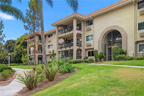 3241 San Amadeo #1G, Laguna Woods, CA 92637