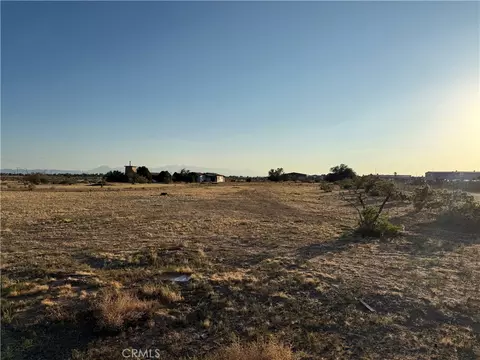 22449 Ottawa Rd, Apple Valley, CA 92308 photo 3