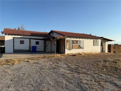 22449 Ottawa Rd, Apple Valley, CA 92308
